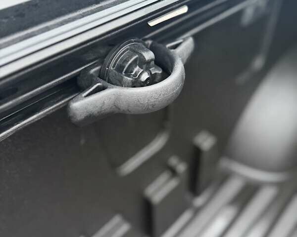 Серый Тойота Тундра, объемом двигателя 3.45 л и пробегом 4 тыс. км за 92000 $, фото 42 на Automoto.ua