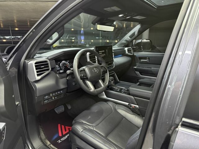 Серый Тойота Тундра, объемом двигателя 3.5 л и пробегом 8 тыс. км за 100500 $, фото 17 на Automoto.ua