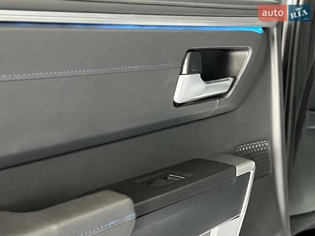 Серый Тойота Тундра, объемом двигателя 3.45 л и пробегом 8 тыс. км за 110000 $, фото 47 на Automoto.ua