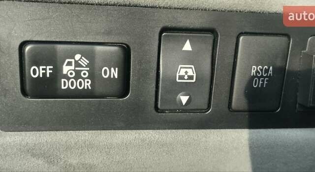 Синий Тойота Тундра, объемом двигателя 5.7 л и пробегом 198 тыс. км за 22000 $, фото 14 на Automoto.ua