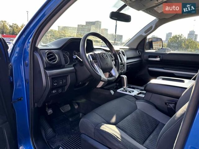 Синий Тойота Тундра, объемом двигателя 5.7 л и пробегом 222 тыс. км за 26500 $, фото 14 на Automoto.ua