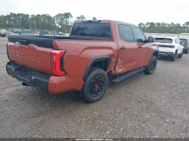 Оранжевый Тойота Тундра, объемом двигателя 3.4 л и пробегом 12 тыс. км за 28900 $, фото 3 на Automoto.ua