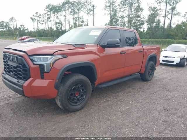 Оранжевый Тойота Тундра, объемом двигателя 3.4 л и пробегом 12 тыс. км за 28900 $, фото 1 на Automoto.ua