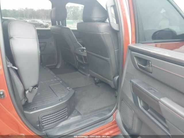 Оранжевый Тойота Тундра, объемом двигателя 3.4 л и пробегом 12 тыс. км за 28900 $, фото 6 на Automoto.ua