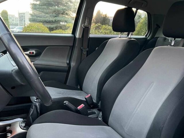 Черный Тойота Урбан Крузер, объемом двигателя 1.3 л и пробегом 130 тыс. км за 6999 $, фото 8 на Automoto.ua