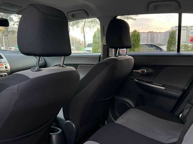 Черный Тойота Урбан Крузер, объемом двигателя 1.3 л и пробегом 130 тыс. км за 6999 $, фото 17 на Automoto.ua