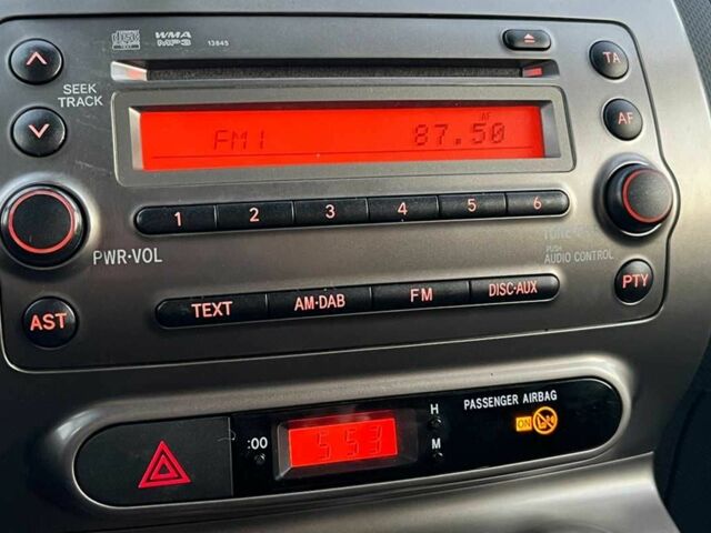 Черный Тойота Урбан Крузер, объемом двигателя 1.3 л и пробегом 130 тыс. км за 6999 $, фото 12 на Automoto.ua