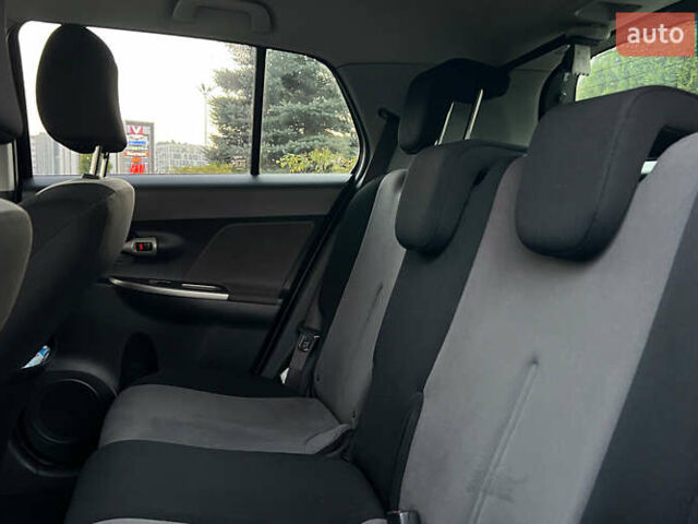 Черный Тойота Урбан Крузер, объемом двигателя 1.33 л и пробегом 130 тыс. км за 6999 $, фото 18 на Automoto.ua