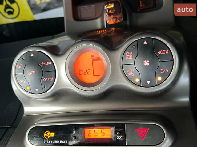 Черный Тойота Урбан Крузер, объемом двигателя 1.33 л и пробегом 130 тыс. км за 6999 $, фото 13 на Automoto.ua