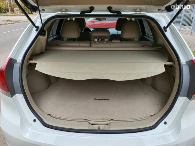 Белый Тойота Венза, объемом двигателя 0 л и пробегом 115 тыс. км за 16500 $, фото 4 на Automoto.ua