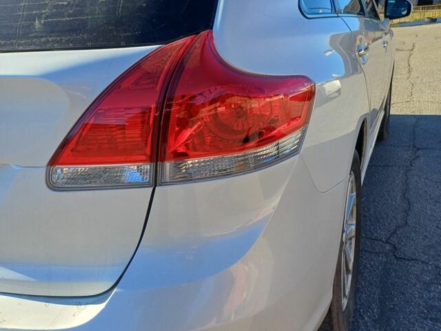 Белый Тойота Венза, объемом двигателя 2.7 л и пробегом 200 тыс. км за 15500 $, фото 6 на Automoto.ua