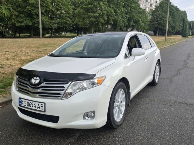Белый Тойота Венза, объемом двигателя 2.7 л и пробегом 240 тыс. км за 308 $, фото 3 на Automoto.ua