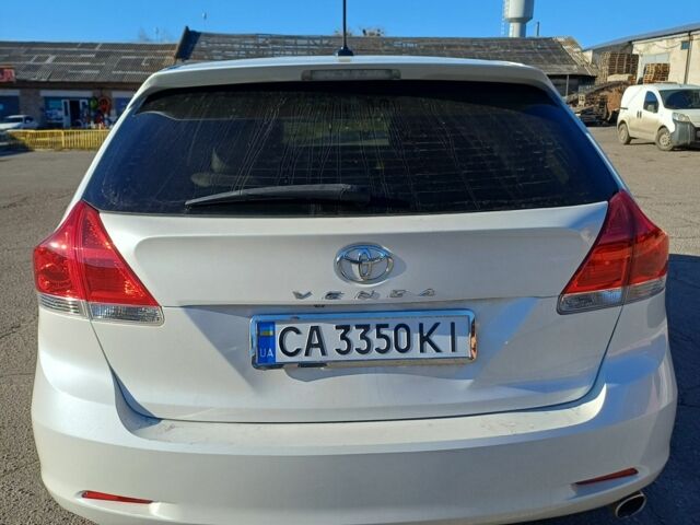 Белый Тойота Венза, объемом двигателя 2.7 л и пробегом 200 тыс. км за 15500 $, фото 16 на Automoto.ua