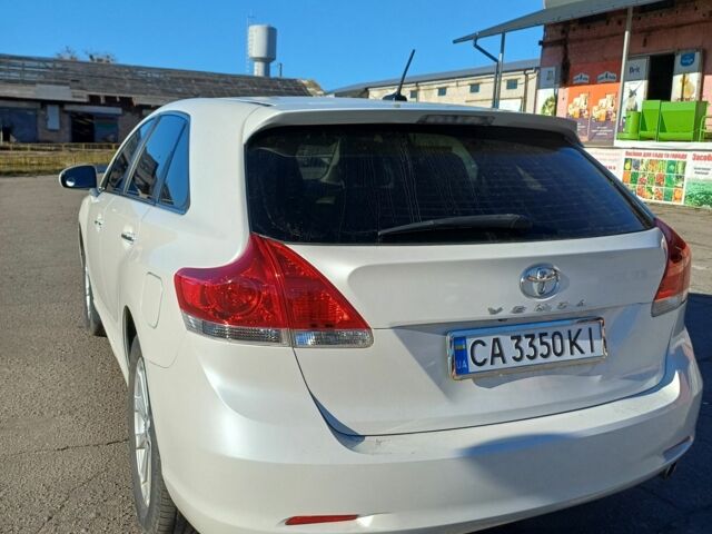 Белый Тойота Венза, объемом двигателя 2.7 л и пробегом 200 тыс. км за 15500 $, фото 11 на Automoto.ua