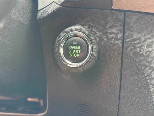 Білий Тойота Венза, об'ємом двигуна 2.7 л та пробігом 212 тис. км за 14000 $, фото 7 на Automoto.ua