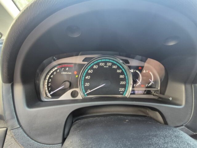 Белый Тойота Венза, объемом двигателя 2.7 л и пробегом 192 тыс. км за 16800 $, фото 4 на Automoto.ua