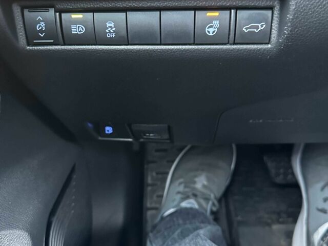 Белый Тойота Венза, объемом двигателя 2.5 л и пробегом 80 тыс. км за 31500 $, фото 9 на Automoto.ua