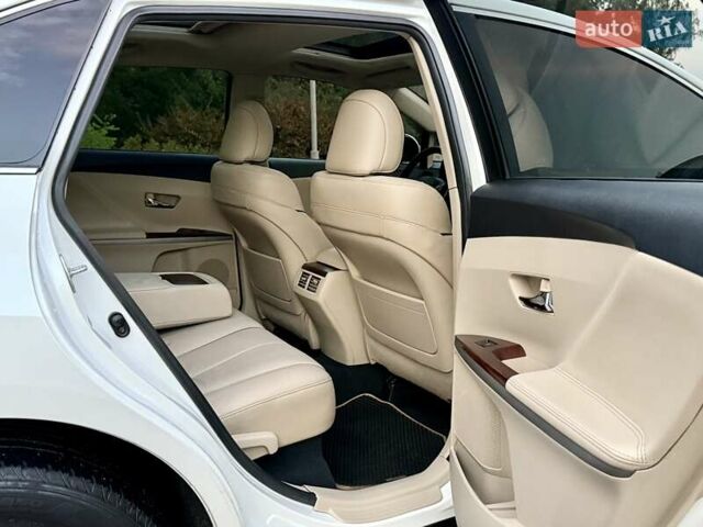 Белый Тойота Венза, объемом двигателя 2.67 л и пробегом 173 тыс. км за 12200 $, фото 60 на Automoto.ua