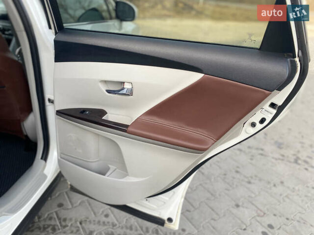 Белый Тойота Венза, объемом двигателя 2.7 л и пробегом 260 тыс. км за 11700 $, фото 18 на Automoto.ua