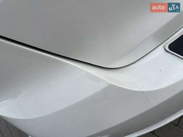 Тойота Венза 2010 в Одессе на Automoto.ua Белый Тойота Венза, объемом двигателя 2.69 л и пробегом 135 тыс. км за 14300 $, фото 16 на Automoto.ua