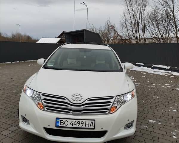 Белый Тойота Венза, объемом двигателя 2.67 л и пробегом 160 тыс. км за 13950 $, фото 2 на Automoto.ua