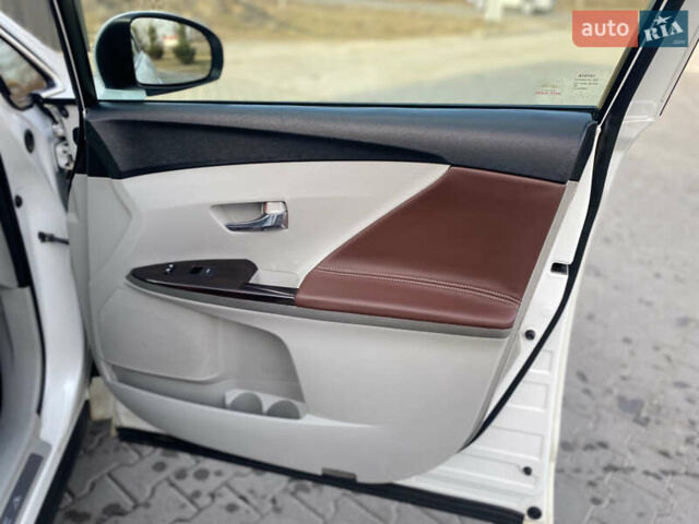 Белый Тойота Венза, объемом двигателя 2.7 л и пробегом 260 тыс. км за 11700 $, фото 20 на Automoto.ua
