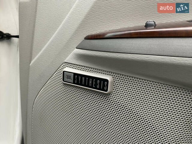 Белый Тойота Венза, объемом двигателя 2.7 л и пробегом 165 тыс. км за 12500 $, фото 28 на Automoto.ua