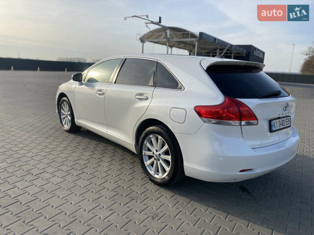 Белый Тойота Венза, объемом двигателя 2.7 л и пробегом 260 тыс. км за 11700 $, фото 6 на Automoto.ua