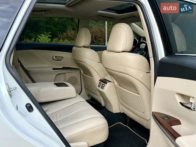 Белый Тойота Венза, объемом двигателя 2.67 л и пробегом 173 тыс. км за 12200 $, фото 61 на Automoto.ua