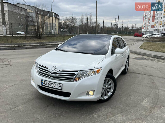 Білий Тойота Венза, об'ємом двигуна 2.7 л та пробігом 230 тис. км за 13400 $, фото 1 на Automoto.ua