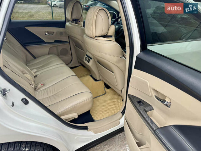 Білий Тойота Венза, об'ємом двигуна 3.46 л та пробігом 199 тис. км за 13500 $, фото 26 на Automoto.ua
