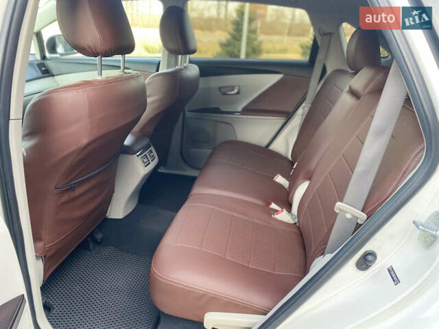 Белый Тойота Венза, объемом двигателя 2.7 л и пробегом 260 тыс. км за 11700 $, фото 23 на Automoto.ua
