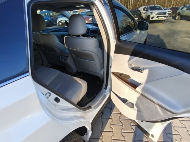 Білий Тойота Венза, об'ємом двигуна 2.7 л та пробігом 181 тис. км за 11900 $, фото 5 на Automoto.ua