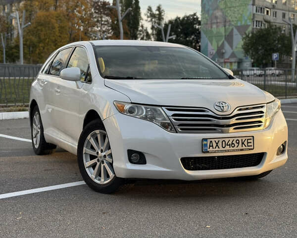Белый Тойота Венза, объемом двигателя 2.7 л и пробегом 240 тыс. км за 11250 $, фото 4 на Automoto.ua