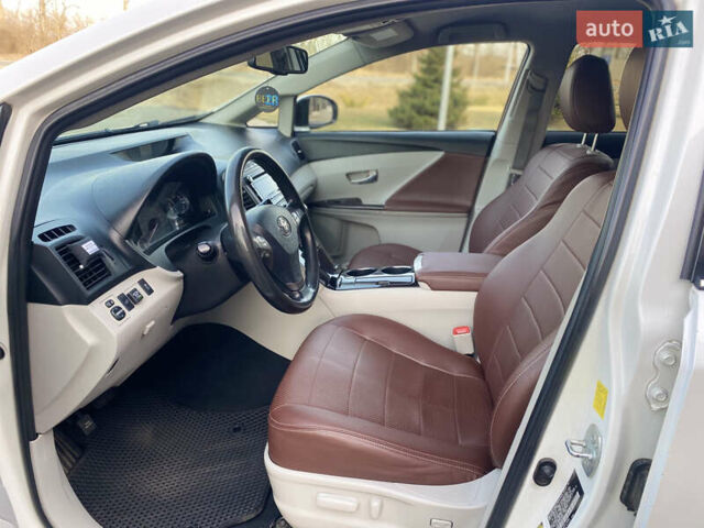 Белый Тойота Венза, объемом двигателя 2.7 л и пробегом 260 тыс. км за 11700 $, фото 21 на Automoto.ua