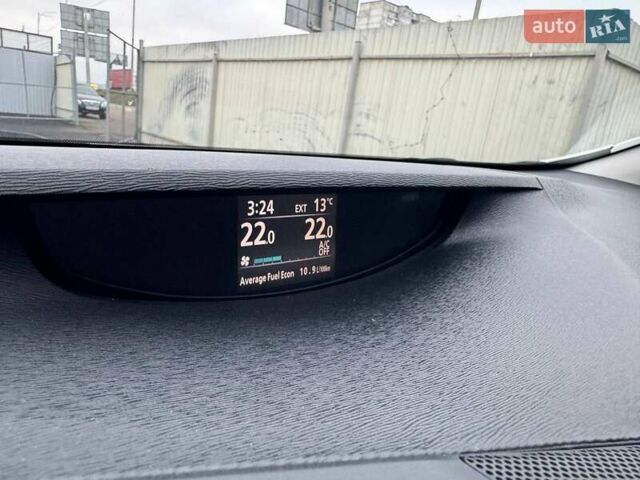 Белый Тойота Венза, объемом двигателя 3.46 л и пробегом 168 тыс. км за 16990 $, фото 23 на Automoto.ua