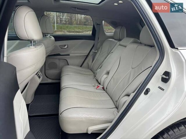 Белый Тойота Венза, объемом двигателя 3.46 л и пробегом 168 тыс. км за 16990 $, фото 9 на Automoto.ua