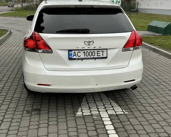 Белый Тойота Венза, объемом двигателя 2.69 л и пробегом 180 тыс. км за 14700 $, фото 6 на Automoto.ua