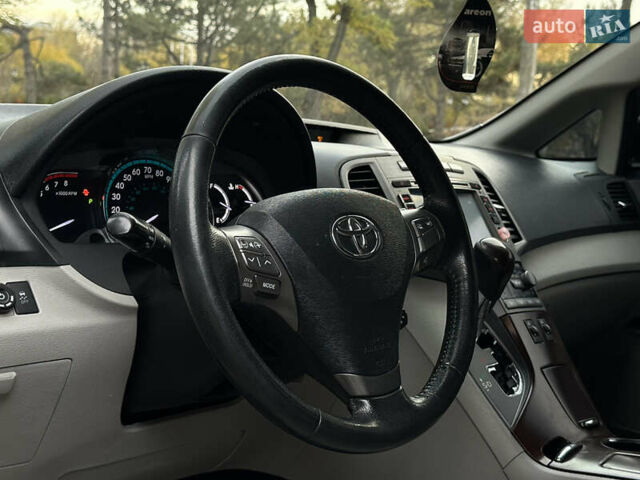 Белый Тойота Венза, объемом двигателя 2.7 л и пробегом 145 тыс. км за 13499 $, фото 14 на Automoto.ua