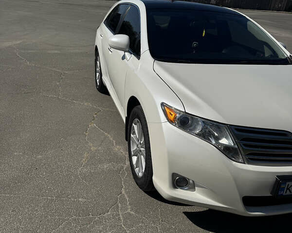 Тойота Венза 2011 в Киеве на Automoto.ua Белый Тойота Венза, объемом двигателя 2.67 л и пробегом 297 тыс. км за 12500 $, фото 1 на Automoto.ua