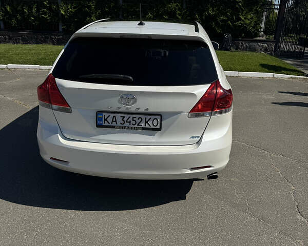 Тойота Венза 2011 в Киеве на Automoto.ua Белый Тойота Венза, объемом двигателя 2.67 л и пробегом 297 тыс. км за 12500 $, фото 5 на Automoto.ua