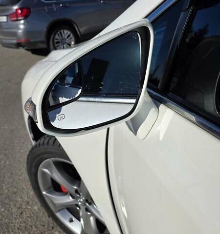 Белый Тойота Венза, объемом двигателя 3.5 л и пробегом 167 тыс. км за 16500 $, фото 7 на Automoto.ua