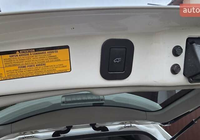 Белый Тойота Венза, объемом двигателя 3.5 л и пробегом 167 тыс. км за 16500 $, фото 26 на Automoto.ua