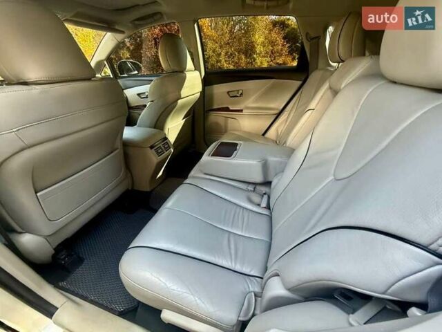 Белый Тойота Венза, объемом двигателя 2.67 л и пробегом 145 тыс. км за 12300 $, фото 13 на Automoto.ua