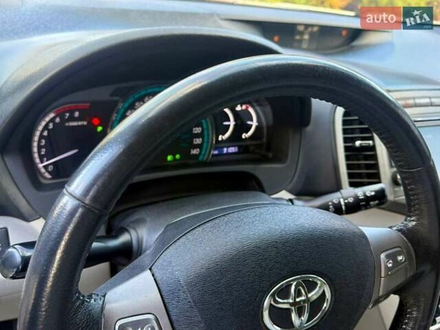Белый Тойота Венза, объемом двигателя 2.67 л и пробегом 145 тыс. км за 12300 $, фото 14 на Automoto.ua