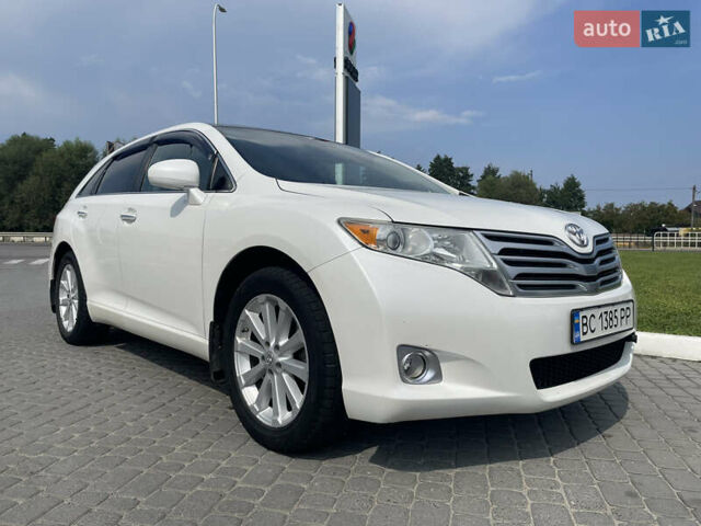 Белый Тойота Венза, объемом двигателя 2.67 л и пробегом 205 тыс. км за 14500 $, фото 2 на Automoto.ua