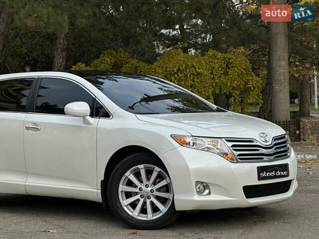 Белый Тойота Венза, объемом двигателя 2.7 л и пробегом 145 тыс. км за 13499 $, фото 11 на Automoto.ua