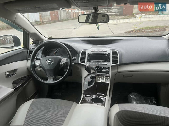 Белый Тойота Венза, объемом двигателя 2.67 л и пробегом 152 тыс. км за 12900 $, фото 4 на Automoto.ua