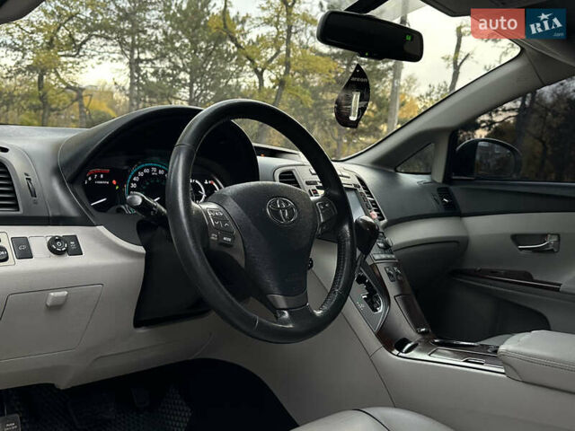 Белый Тойота Венза, объемом двигателя 2.7 л и пробегом 145 тыс. км за 13499 $, фото 13 на Automoto.ua