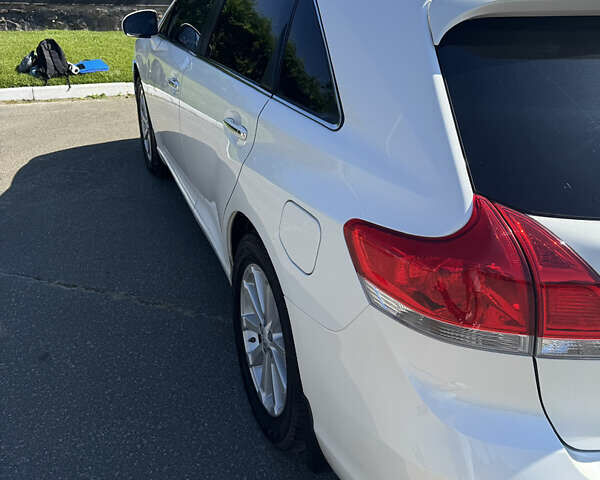 Тойота Венза 2011 в Киеве на Automoto.ua Белый Тойота Венза, объемом двигателя 2.67 л и пробегом 297 тыс. км за 12500 $, фото 7 на Automoto.ua